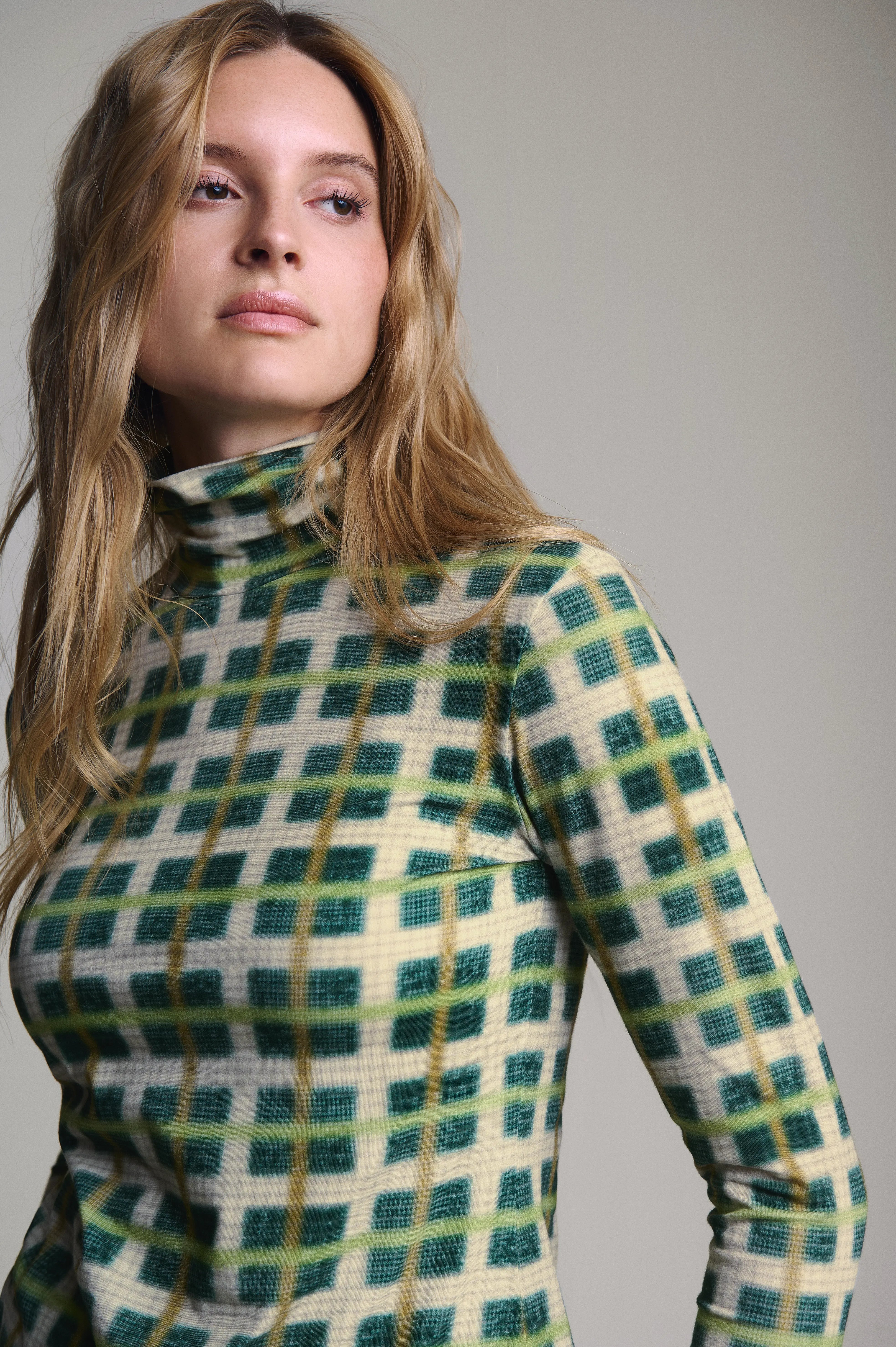 Kariertes Rollkragenshirt VON&ZU