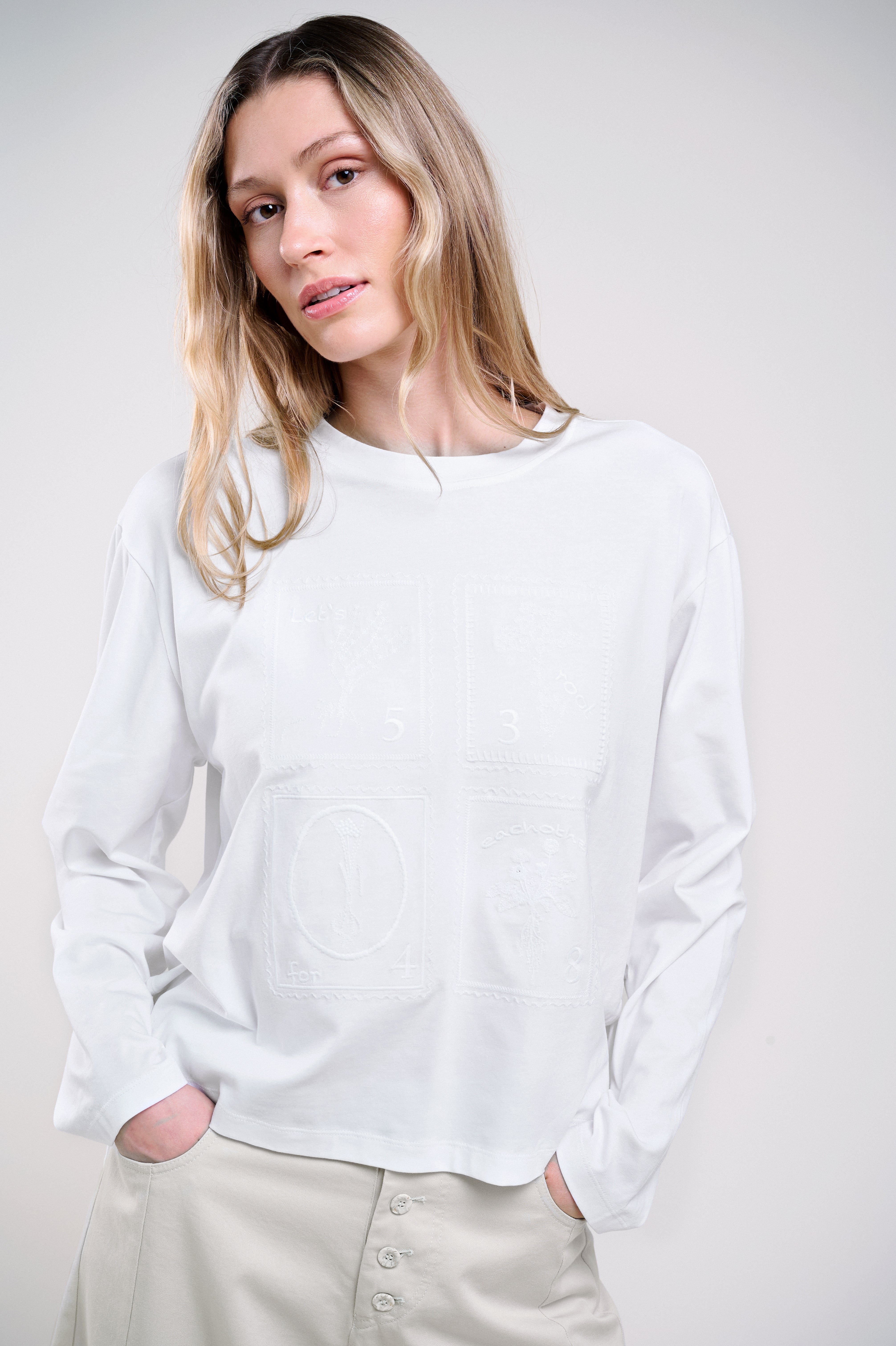 Longsleeve mit Stickerei