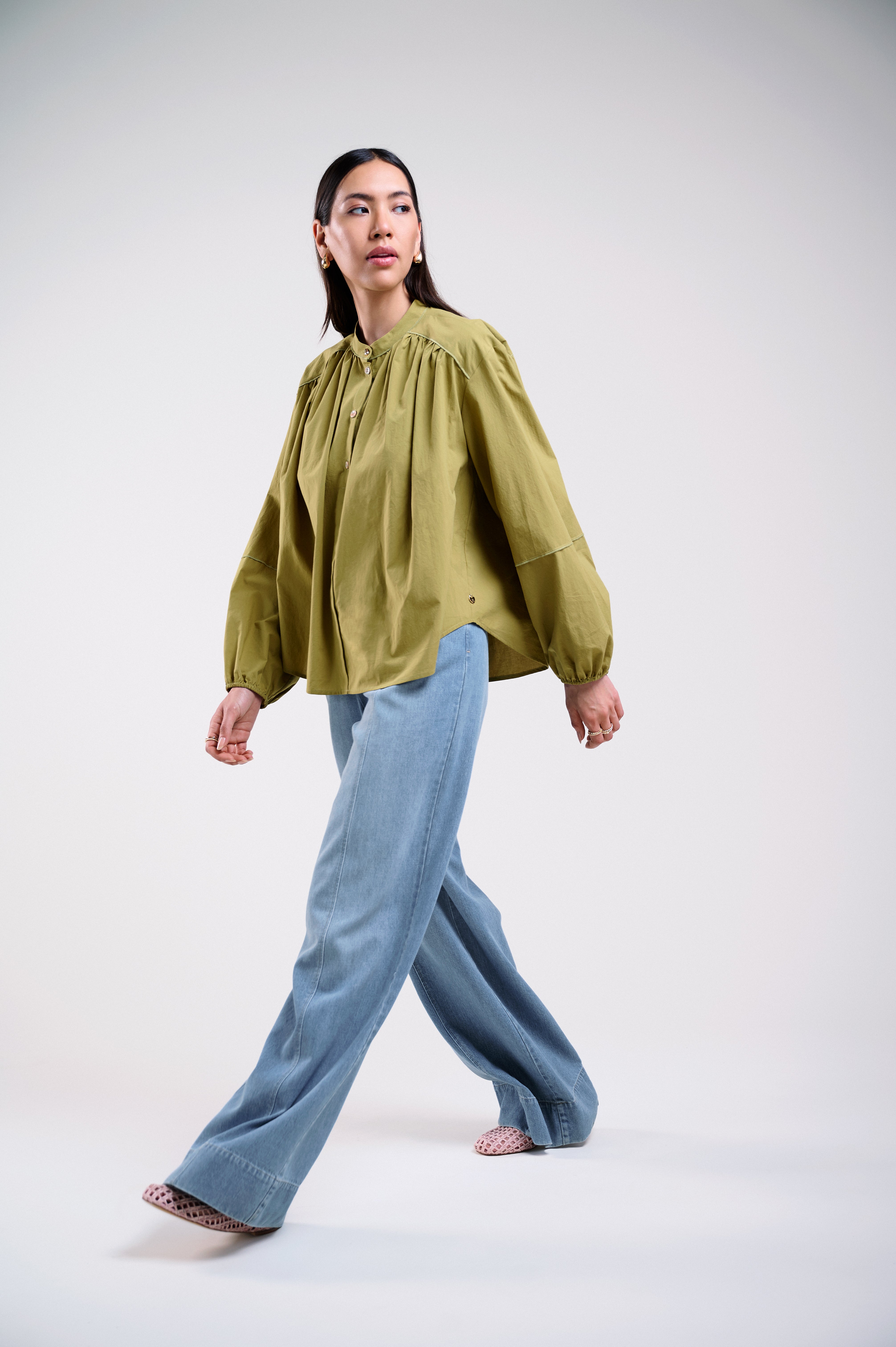 Popelinebluse mit Stehkragen